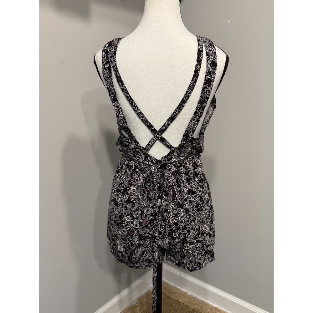 Free People Floral Paisley Romper Black White Size 0 Festival Boho-Chic Coquette - Picture 3 of 8